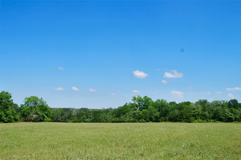 1049 Muehr Road Weimar TX 78962