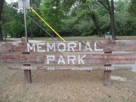 210 Glenwood Drive Houston TX 77007