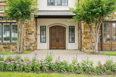 210 Glenwood Drive Houston TX 77007