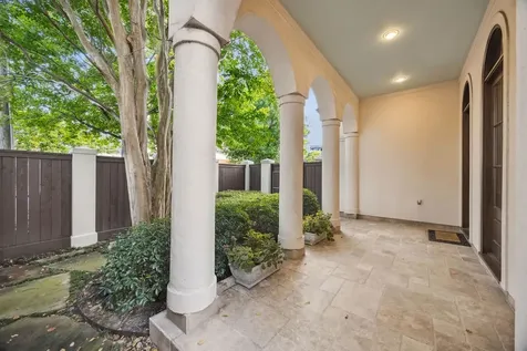 2508 Brun Street Houston TX 77019