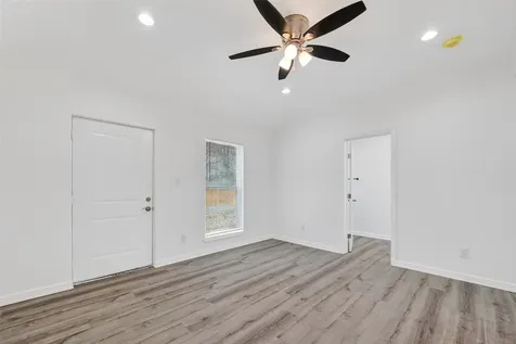 7725 Hoffman Street A B Houston TX 77016