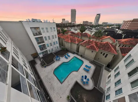 505 Jackson Hill Street 206 Houston TX 77007