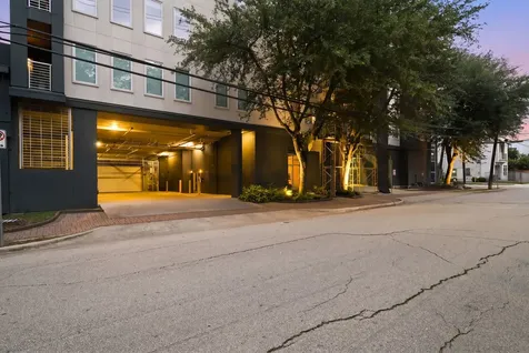 505 Jackson Hill Street 206 Houston TX 77007