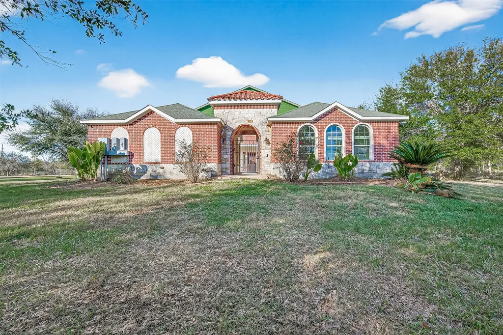 24518 Fm 1462 Road Needville TX 77461