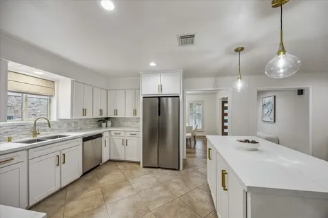 11418 Ash Creek Drive Houston TX 77043