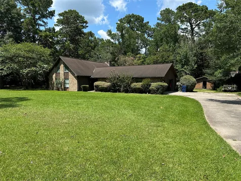 180 Laurie Lane Silsbee TX 77656
