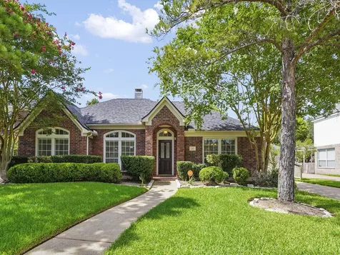 3411 Farnham Circle Pearland TX 77584