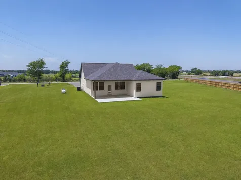 5074 County Road 128 Iola TX 77861