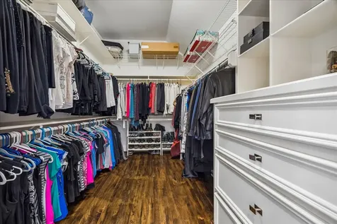 2402 Mcclendon Street Houston TX 77030