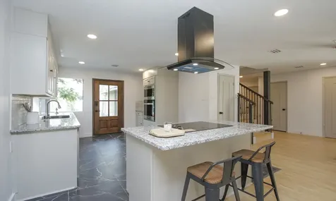 407 Hedgecroft Drive El Lago TX 77586