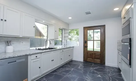 407 Hedgecroft Drive El Lago TX 77586
