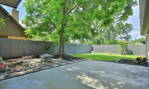 407 Hedgecroft Drive El Lago TX 77586