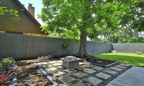 407 Hedgecroft Drive El Lago TX 77586