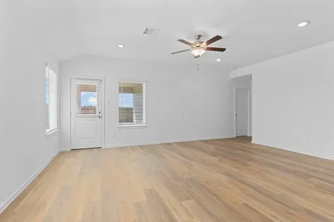 1522 Shimmering Ocean Way Iowa Colony TX 77583