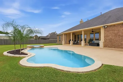 5111 Landon Lane Baytown TX 77523
