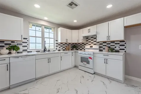 12928 John Reynolds Road Galveston TX 77554