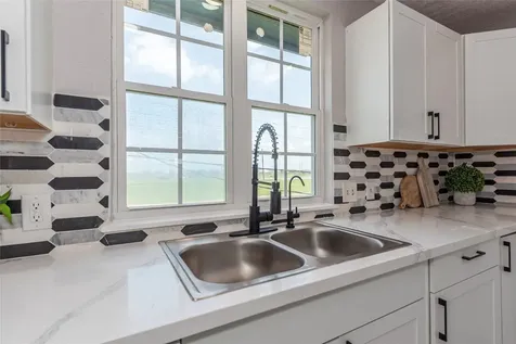 12928 John Reynolds Road Galveston TX 77554