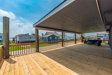 12928 John Reynolds Road Galveston TX 77554