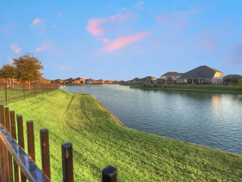 25915 S Lakefair Drive Richmond TX 77406