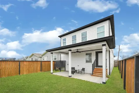 3513 Omega Street Houston TX 77022