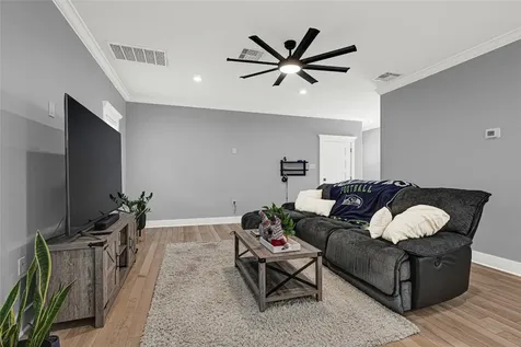 3513 Omega Street Houston TX 77022