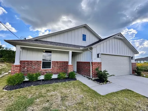 175 Road 51030 Cleveland TX 77327