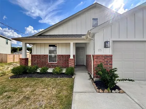 175 Road 51030 Cleveland TX 77327