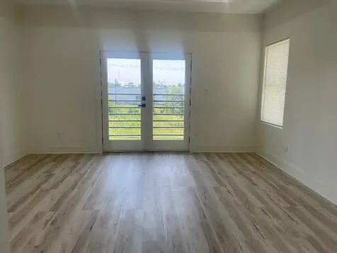 201 E 37th Street Houston TX 77018