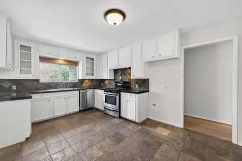 4746 Kinglet Street Houston TX 77035