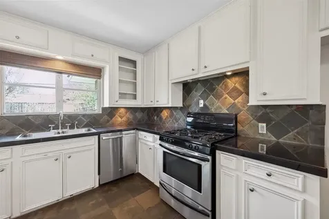 4746 Kinglet Street Houston TX 77035