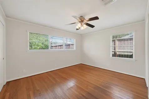 4746 Kinglet Street Houston TX 77035