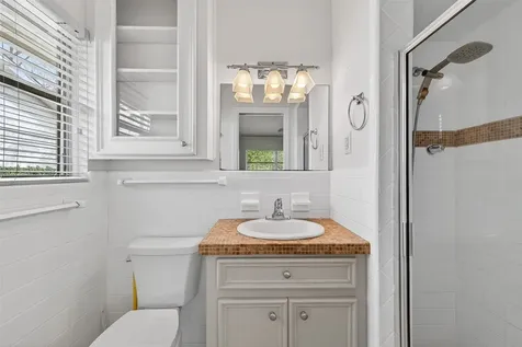 4746 Kinglet Street Houston TX 77035