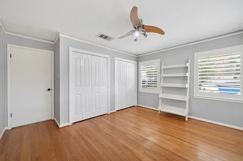 4746 Kinglet Street Houston TX 77035