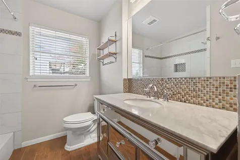 4746 Kinglet Street Houston TX 77035