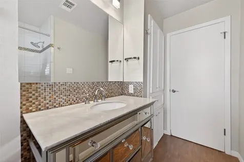 4746 Kinglet Street Houston TX 77035