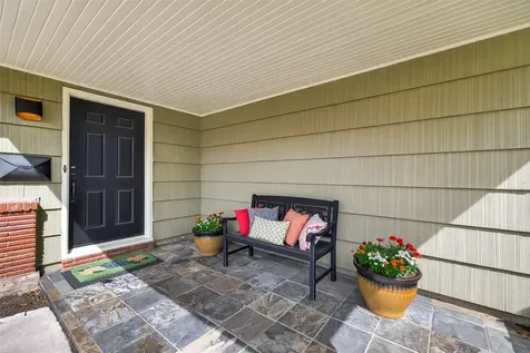 4746 Kinglet Street Houston TX 77035