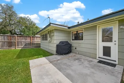 4746 Kinglet Street Houston TX 77035