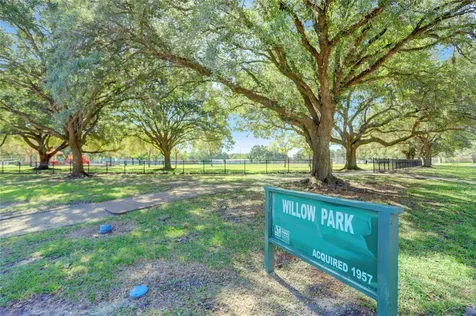 4746 Kinglet Street Houston TX 77035