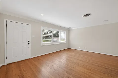 4746 Kinglet Street Houston TX 77035