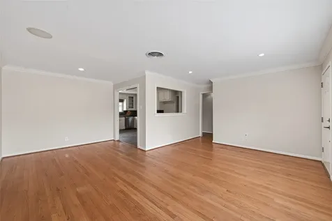 4746 Kinglet Street Houston TX 77035