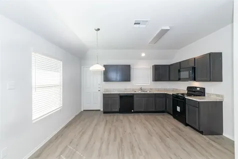 8814 Lar-ree Oaks Circle Houston TX 77028