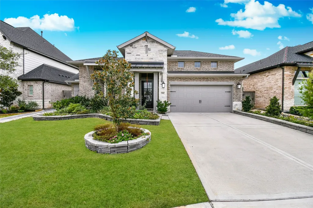 5042 Albany Shores Lane Fulshear TX 77441