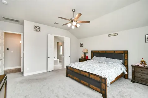 5042 Albany Shores Lane Fulshear TX 77441