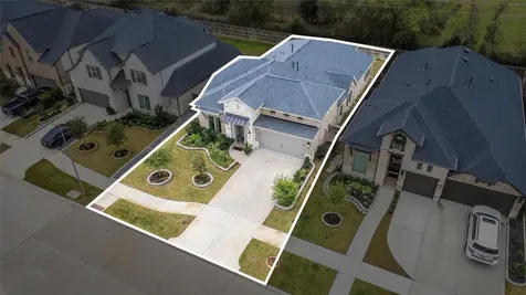 5042 Albany Shores Lane Fulshear TX 77441