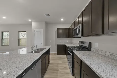 2910 Rockwood Drive Rosharon TX 77583