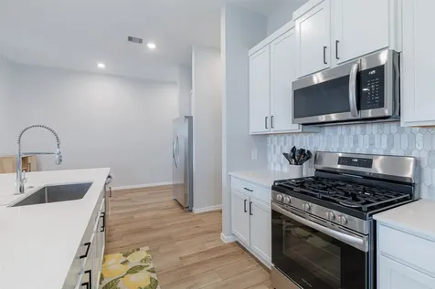 3106 Mariner Island Drive La Marque TX 77568