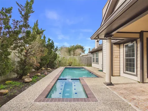 4819 Ten Sleep Lane Friendswood TX 77546