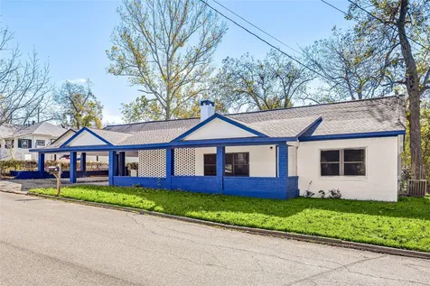 811 W Calhoun Street Livingston TX 77351