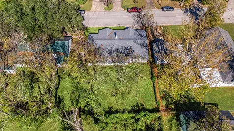 811 W Calhoun Street Livingston TX 77351