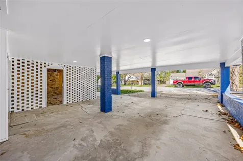 811 W Calhoun Street Livingston TX 77351